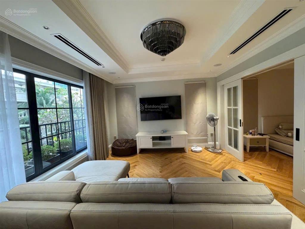 (hot)nhà 5 tầng thang máy ngang khủng 8,5x11m nở hậu 10m  mặt tiền kd sầm uất k300 chỉ 17,8 tỷ tl