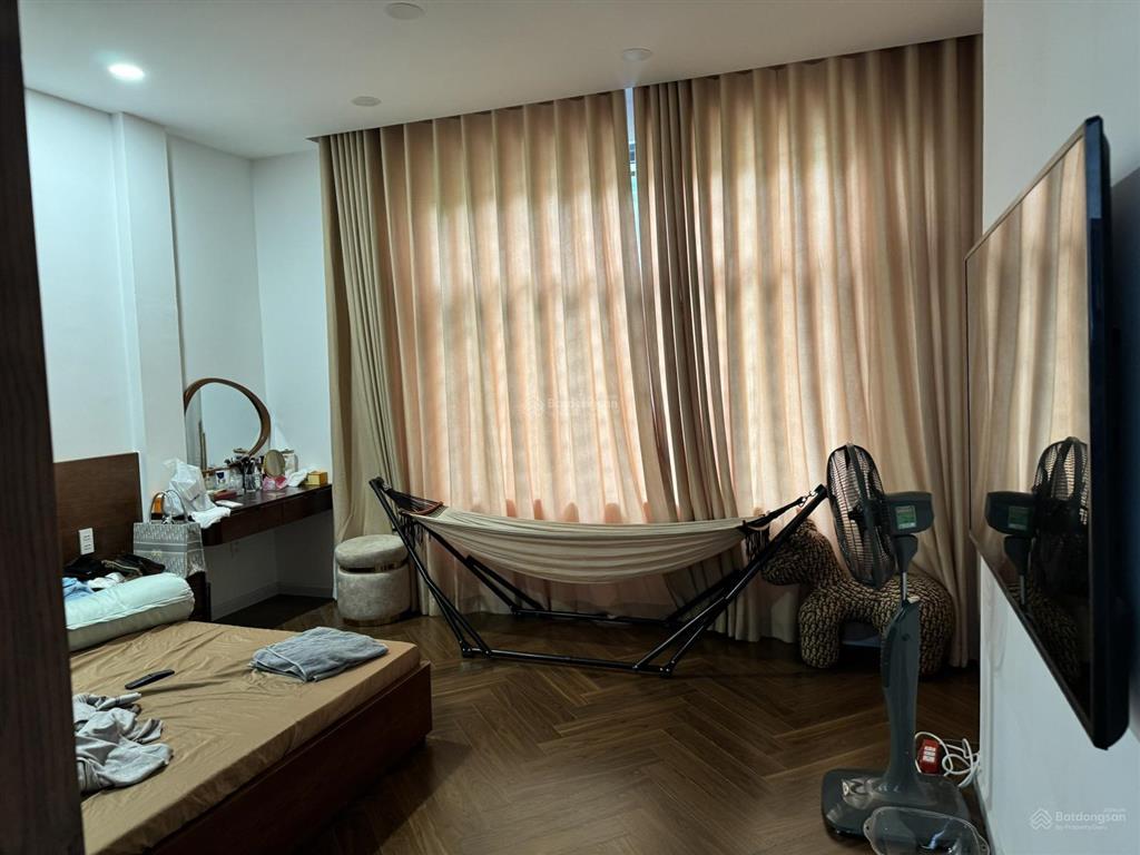 (hot)nhà 5 tầng thang máy mặt tiền kd bàu cát 5,2x27m 135m2 giá giảm sâu chỉ còn 23,9 tỷ(177tr/m2)