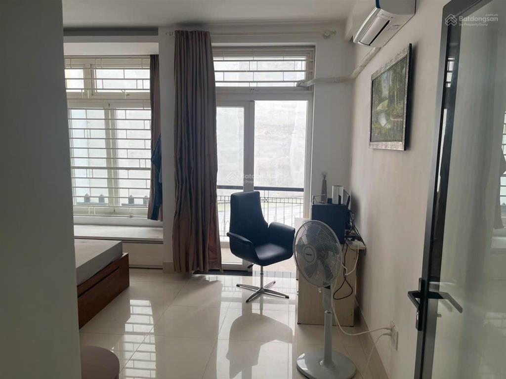 Hot nhà đẹp 5 tầng 5,8x23m  133,5m2 có thang máy  hẻm vip 10m bàn cờ bàu cát giá chỉ 18,5 tỷ tl