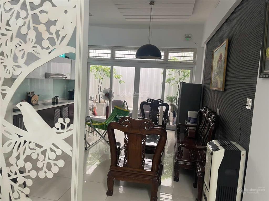 Hot nhà đẹp 5 tầng 5,8x23m  133,5m2 có thang máy  hẻm vip 10m bàn cờ bàu cát giá chỉ 18,5 tỷ tl