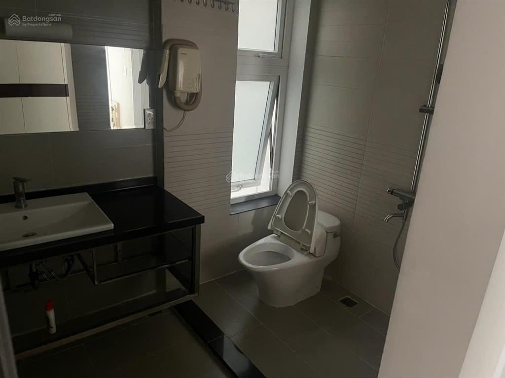 Hot nhà đẹp 5 tầng 5,8x23m  133,5m2 có thang máy  hẻm vip 10m bàn cờ bàu cát giá chỉ 18,5 tỷ tl