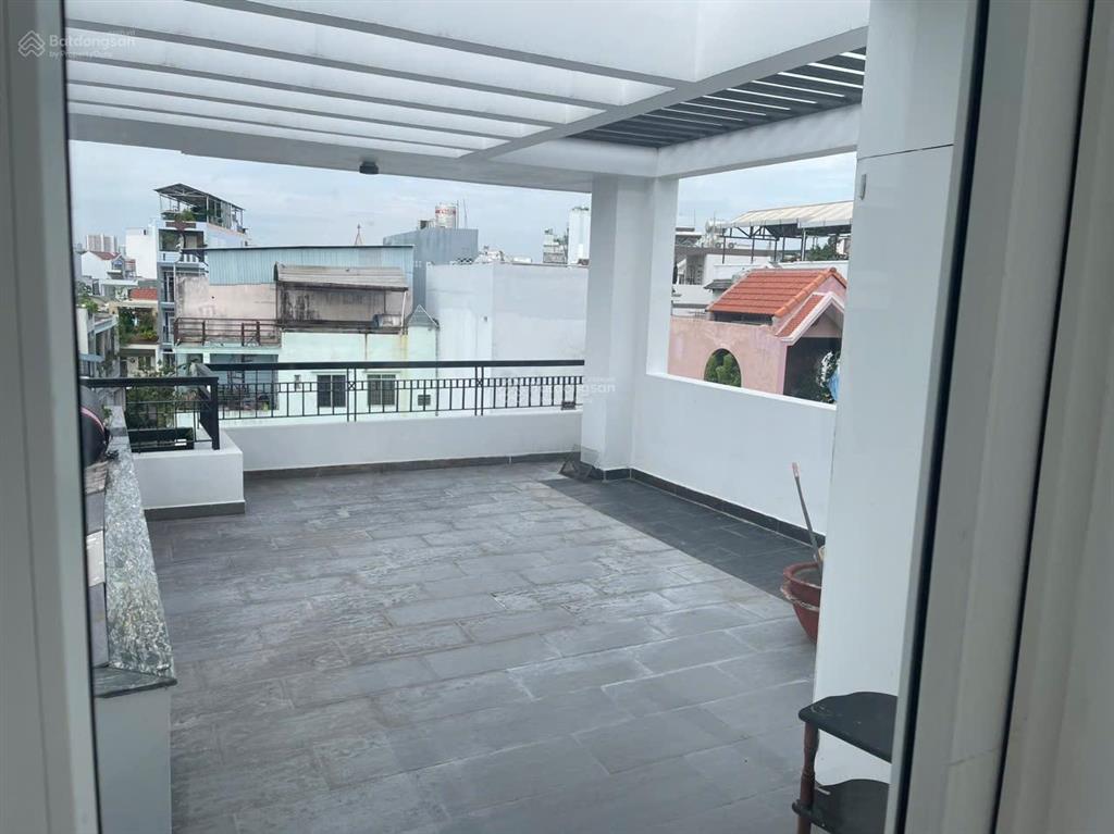 Hot nhà đẹp 5 tầng 5,8x23m  133,5m2 có thang máy  hẻm vip 10m bàn cờ bàu cát giá chỉ 18,5 tỷ tl