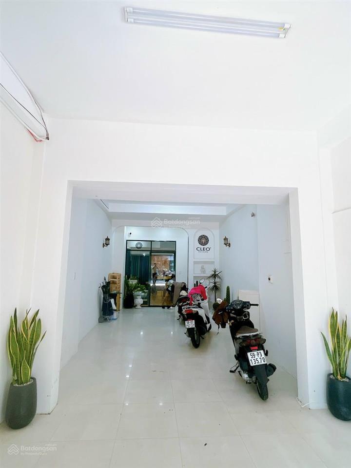 Giá rẻ khu bàu cát, ngang 5,5x28m cn 145,5m2 nhà 2 tầng, không lỗi gì chỉ 12,9 tỷ tl