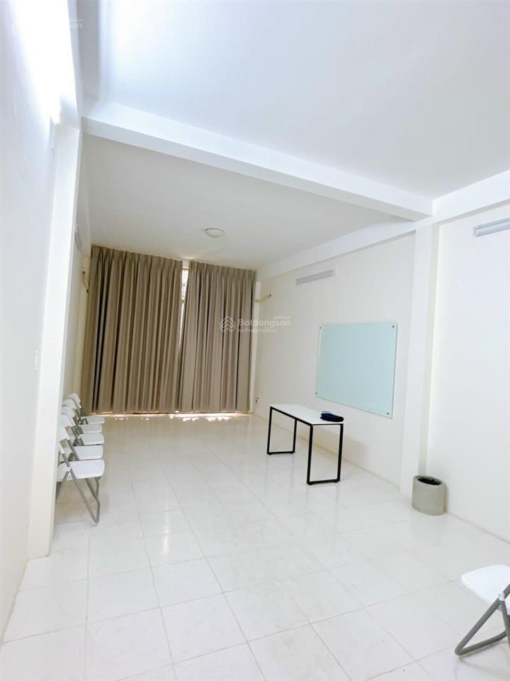 Giá rẻ khu bàu cát, ngang 5,5x28m cn 145,5m2 nhà 2 tầng, không lỗi gì chỉ 12,9 tỷ tl