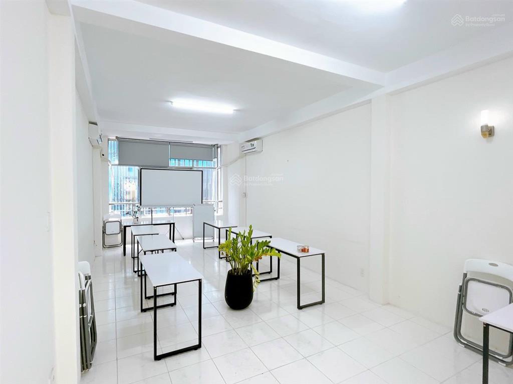 Giá rẻ khu bàu cát, ngang 5,5x28m cn 145,5m2 nhà 2 tầng, không lỗi gì chỉ 12,9 tỷ tl