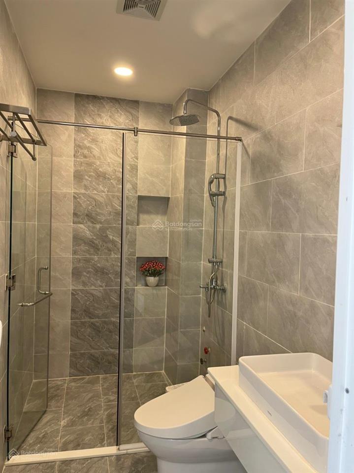 (hot) ngang khủng 7,9m nhà đẹp 4 tầng mặt tiền kinh doanh giải phóng, hdt 30tr/th giá ngộp 22,8 tỷ!