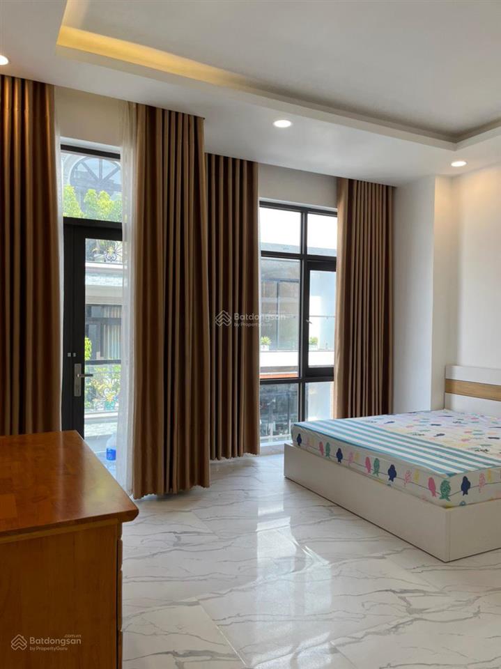 (hot) ngang khủng 7,9m nhà đẹp 4 tầng mặt tiền kinh doanh giải phóng, hdt 30tr/th giá ngộp 22,8 tỷ!