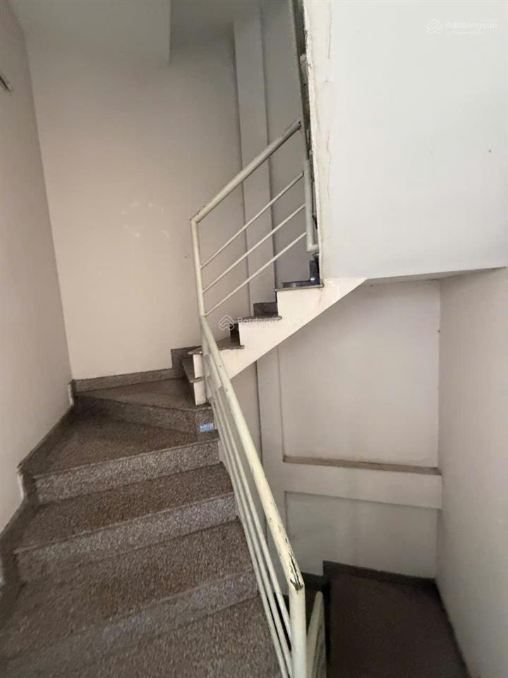 (hot)tòa nhà 1hầm9 lầu mt hoàng văn thụ dt khủng 9,5x26m 336m2 2810m2 sànhdt 250tr/th chỉ 74 tỷ