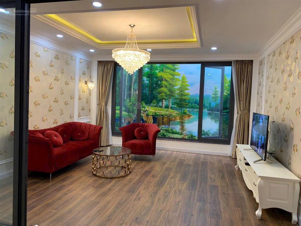 (hot)hạ 4 tỷ bán tòa mt giải phóng 5,6x17m  1 hầm 6 lầu nhà cứng đẹpvị trí sân bay t1chỉ 19,8 tỷ