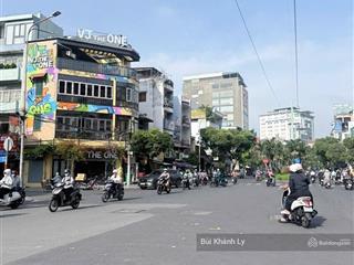 Hẻm xe hơi thông khuvip phan xích long phùng văn cung 5 tầng 4pn dòng tiền 25tr/th