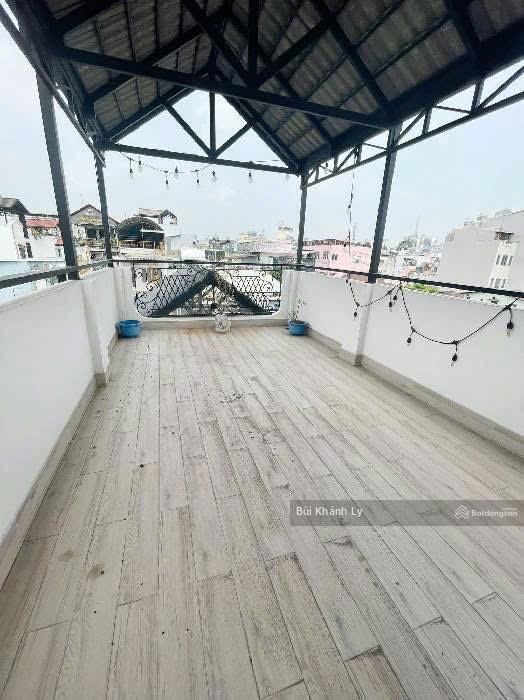 Bán nhà phú nhuận mặt tiền nguyễn kiệm 61m 4 tầng sân thượng 6pn