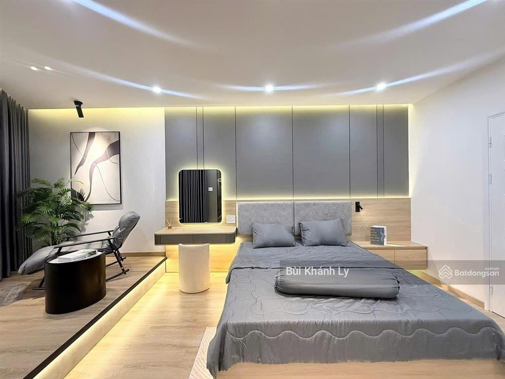 Phú nhuận hẻm xe hơi thông khuvip phan xích long  đoàn thị điểm ngang 4,5m 5 tầng