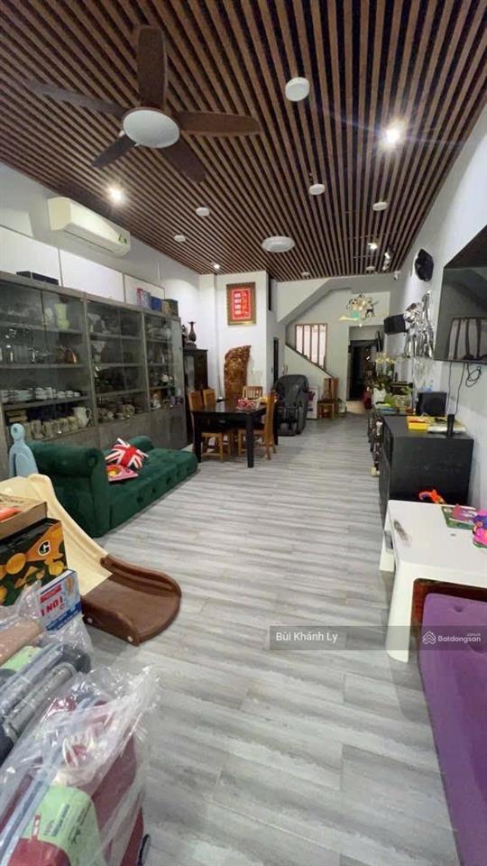 Siêu phẩm mặt tiền lê văn sỹ 110mngang 4m trung tâm kinh doanh đông đúc