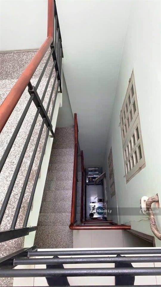 Mặt tiền kinh doanh phú nhuận  nguyễn văn trỗi hoàng diệu 65m ngang 4m 4 tầng sân thượng