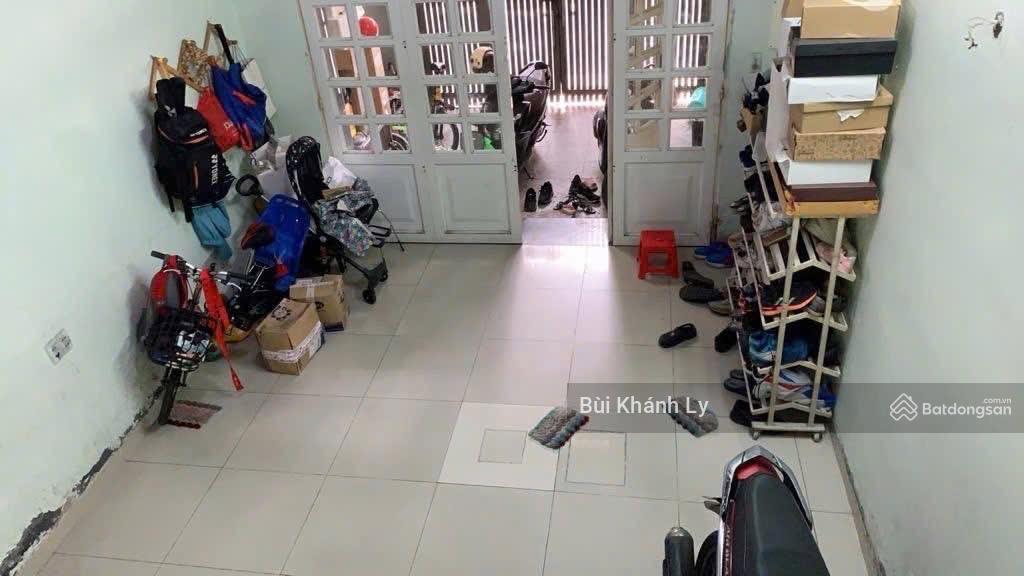 Mặt tiền kinh doanh phú nhuận  nguyễn văn trỗi hoàng diệu 65m ngang 4m 4 tầng sân thượng