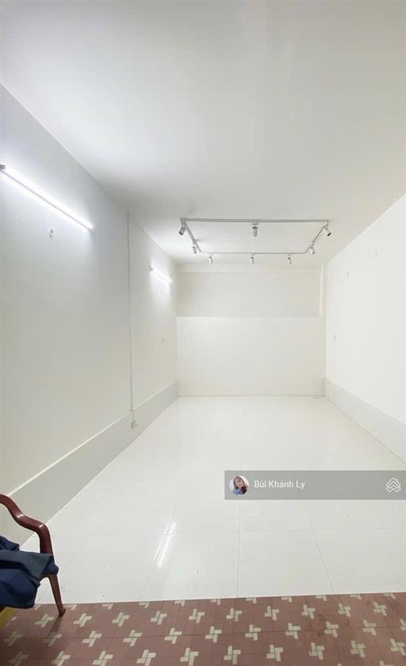 Phú nhuận hẻm xe hơi huỳnh văn bánh  lê văn sỹ bán đất tặng nhà 2 tần