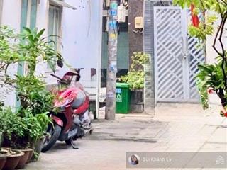 Quận 3
khuvip cách mạng tháng tám hoàng sa vòng xoay dân chủ ngang 4,3m