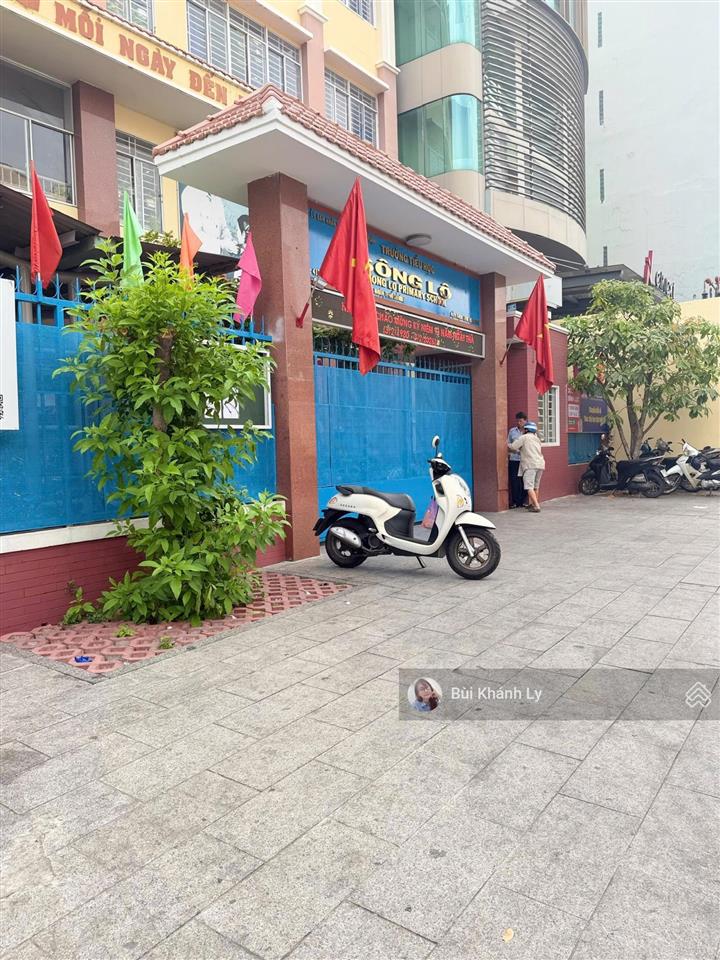 Bán nhà phú nhuận
hẻm xe hơi khuvip phan xích long 55m 4 tầng.