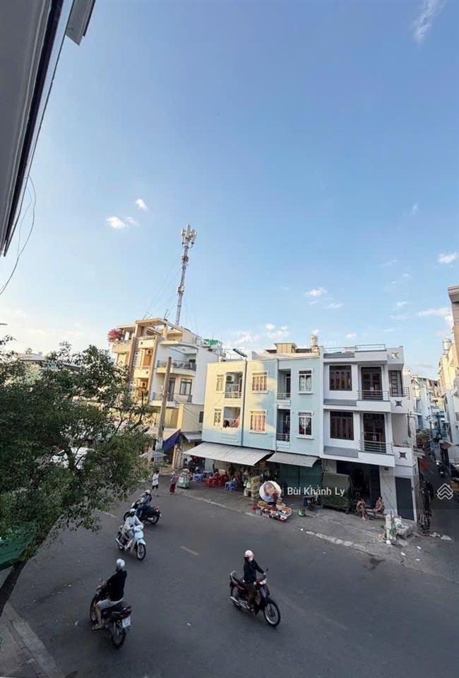 Bình thạnh mặt tiền kinh doanh hoàng hoa thám  ngang lớn 5m hđ ~80tr/th