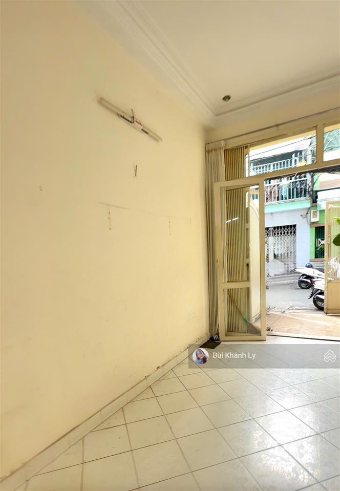 Hẻm xe hơi 7m phan đình phùng  cô bắc  thông khuvip phan xích long
3 tầng