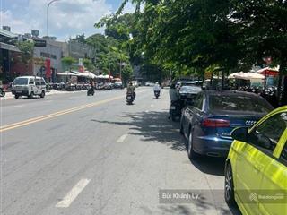 Bán nhà quận 10 hẻm xe hơi khu vip trường sơn 5 tầng thang máy hđ thuê khoán ~50tr/th gần ga metro