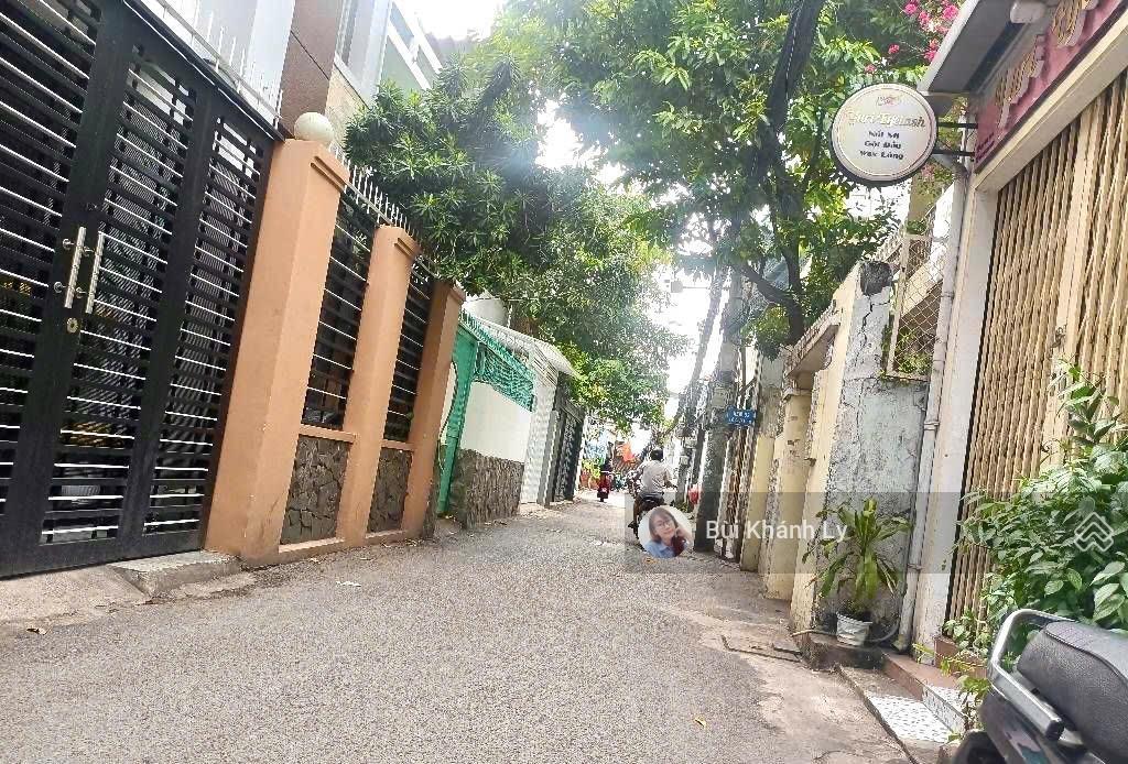 Bán gấp nhà đất phú nhuận khu vip nguyễn văn trỗi, sát quận 3