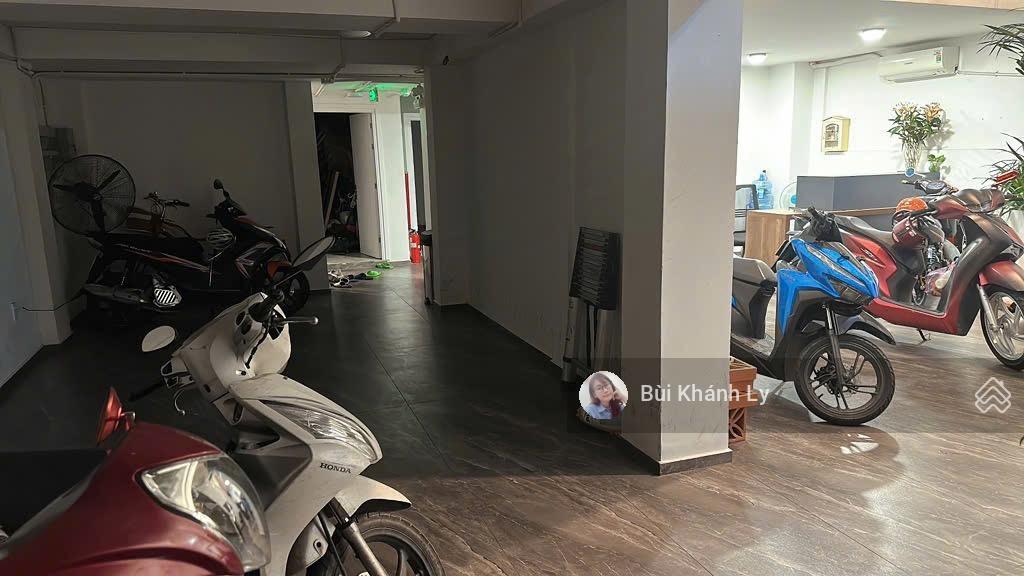 Hiếm! toà nhà quận 3 ngang 8.5m 6 tầng, 1621 phòng, khu vip lê văn sỹ
