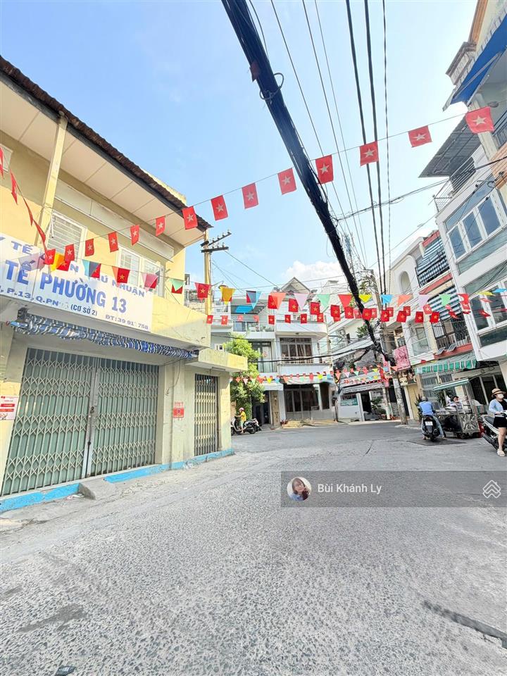 Nhà khu vip huỳnh văn bánh 5 tầng, xe hơi vào nhà, sát quận 3