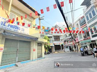 Nhà khu vip huỳnh văn bánh 5 tầng, xe hơi vào nhà, sát quận 3