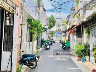 Nhà trung tâm phú nhuận đặng văn ngữ 4 tầng, sân trước thoáng, gần quận 3