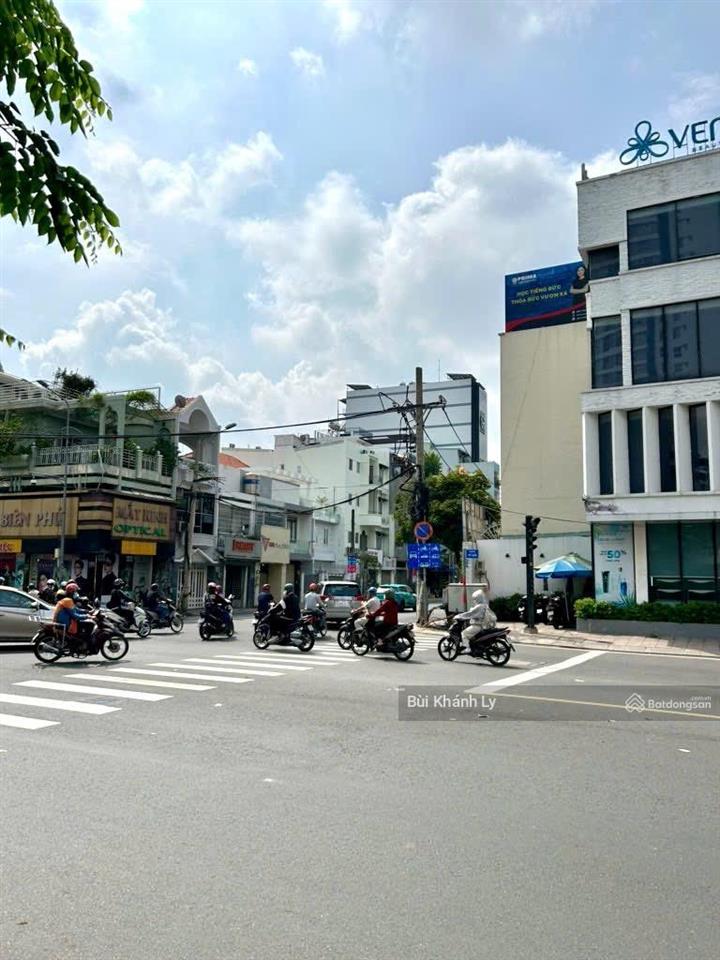 Phú nhuận,p9  mặt tiền kd hoàng minh giám  88m  3 tầng  hđ ~35tr/t  gần phổ quang