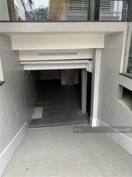 Bán nhà phú nhuận  chdv nguyễn đình chiểu  7 tầng thang máy  8 pn hđ 55tr/th