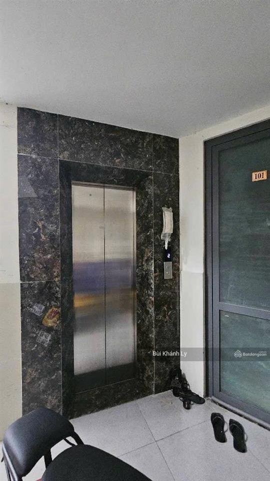 Bán nhà quận 3 khuvip cách mạng tháng tám 6 tầng btct chdv 9 phòng gần ga metro