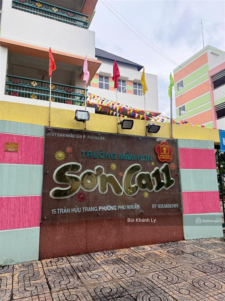 Phú nhuận mặt tiền khu vip nguyễn văn trỗi  ngay ubnd 5 tầng thang máy + hầm