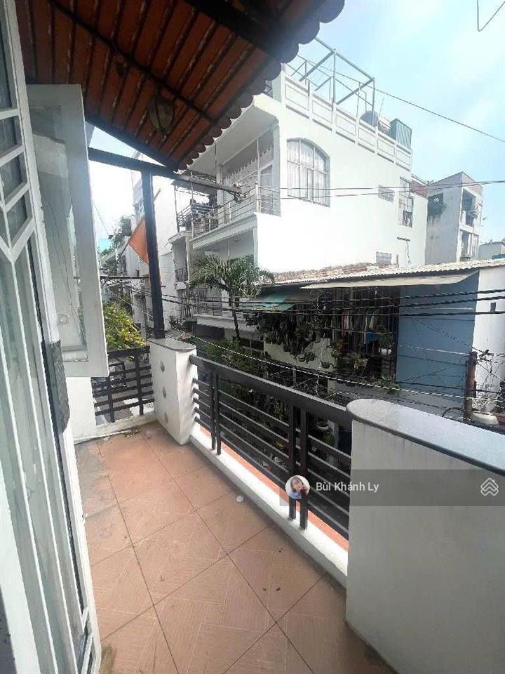 2 mặt hẻm thoáng hiếm! nhà tân bình hẻm xe hơi lê văn sỹ