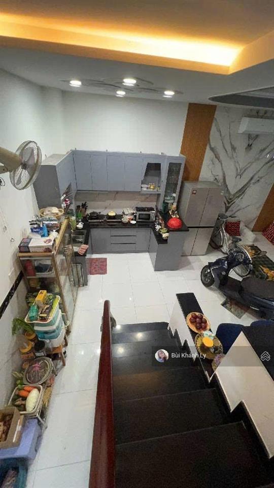 Bán nhà khu phan xích long phú nhuận, 4 tầng, ngang lớn 6m