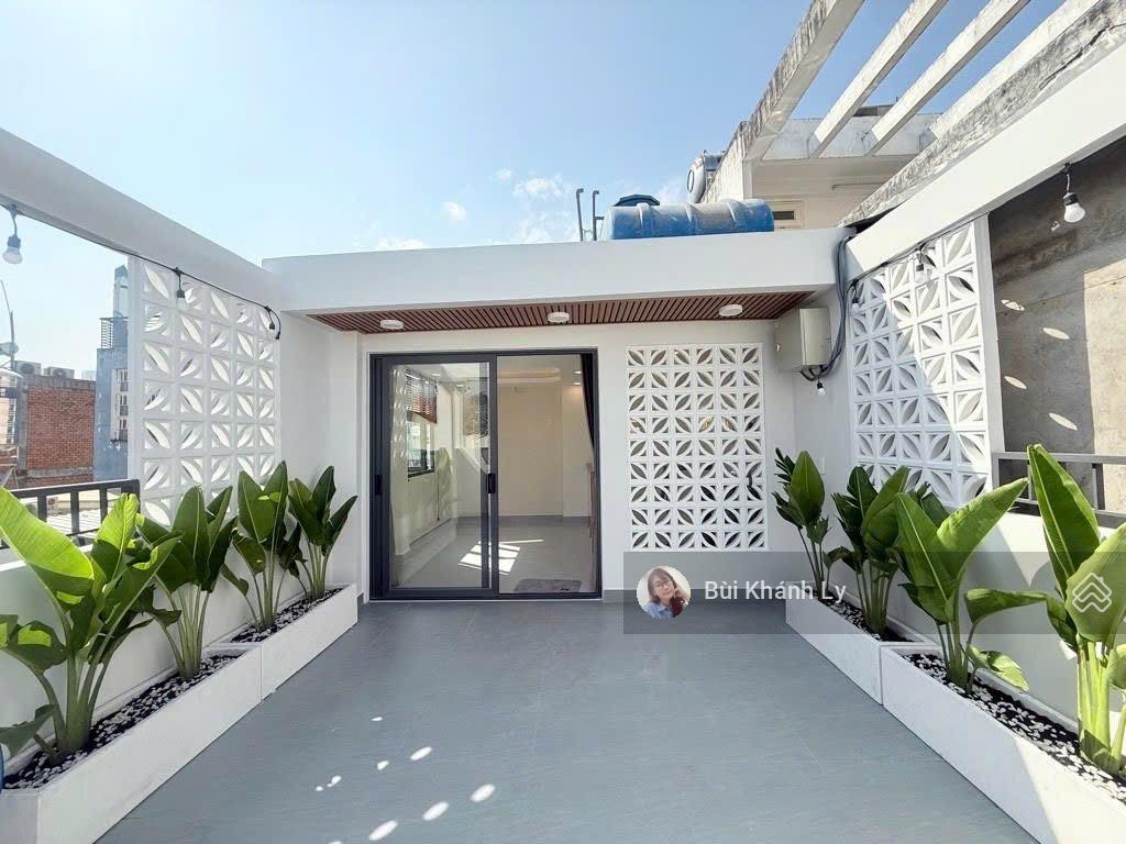 Bình thạnh giáp quận 1 5 tầng sân thượng ngay vòng xoay điện biên phủ