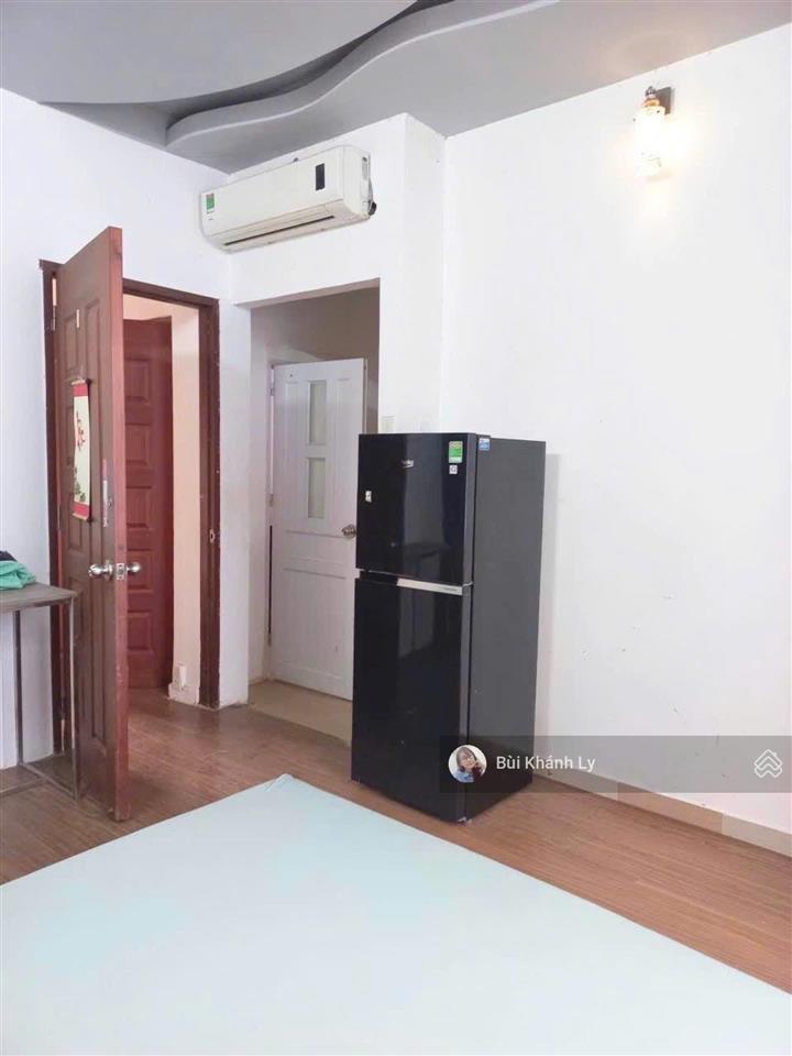 Bán chdv quận 3  cách mạng tháng 8 50m, 6 phòng khép kín, gần metro số 2