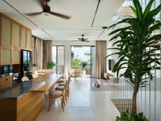 Bán nhà mặt tiền phú nhuận 95m, 5 tầng, kinh doanh nguyễn kiệm, gần sân bay