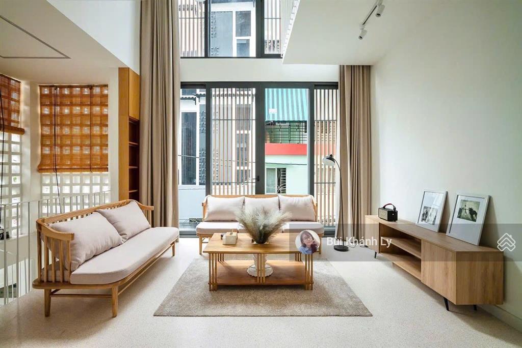 Bán nhà mặt tiền phú nhuận 95m, 5 tầng, kinh doanh nguyễn kiệm, gần sân bay