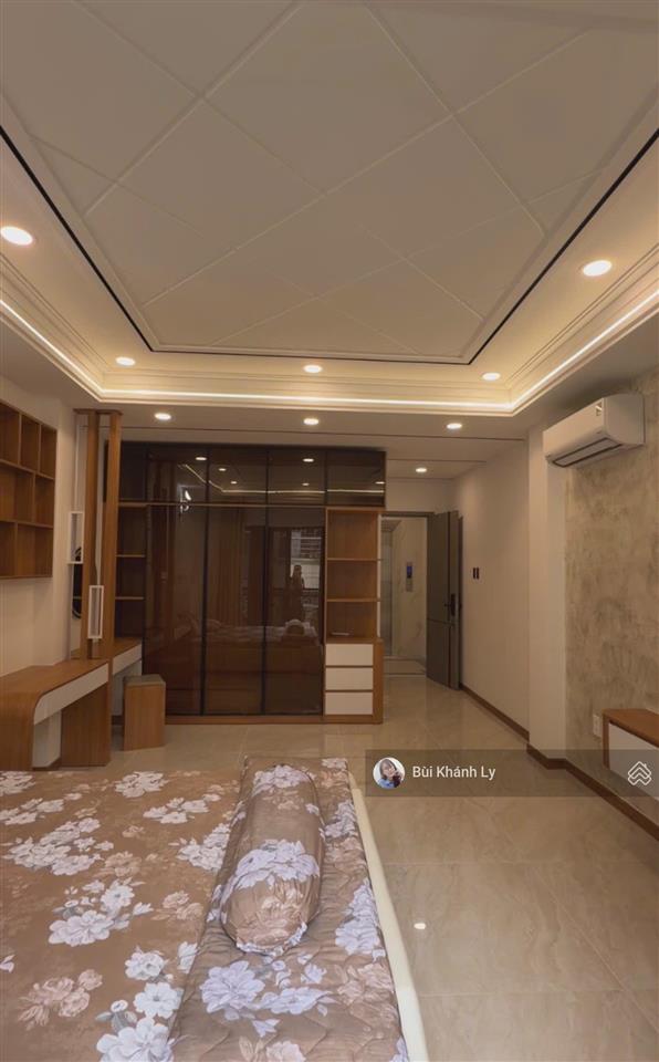 Nhà bình thạnh 6 tầng thang máy, hxh bạch đằng, 50m2, gần hàng xanh & quận 1