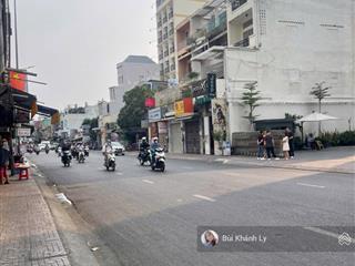 Nhà phan đăng lưu gần ngã tư phú nhuận, 3 tầng sân thượng, ngang 4.5m