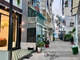 Nhà trung tâm sài gòn sát mt trường sa 4 tầng giáp q1
