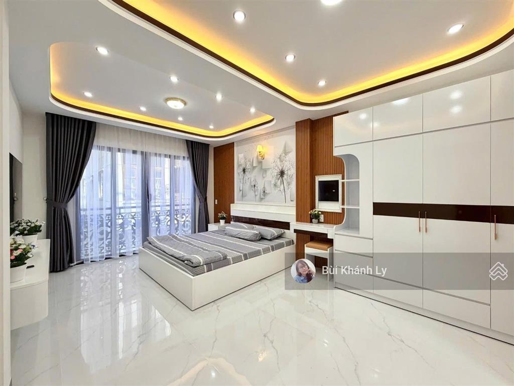 Bán nhà quận 3 hẻm xe tải lê văn sỹ  trần quang diệu, 62m, vị trí kinh doanh.