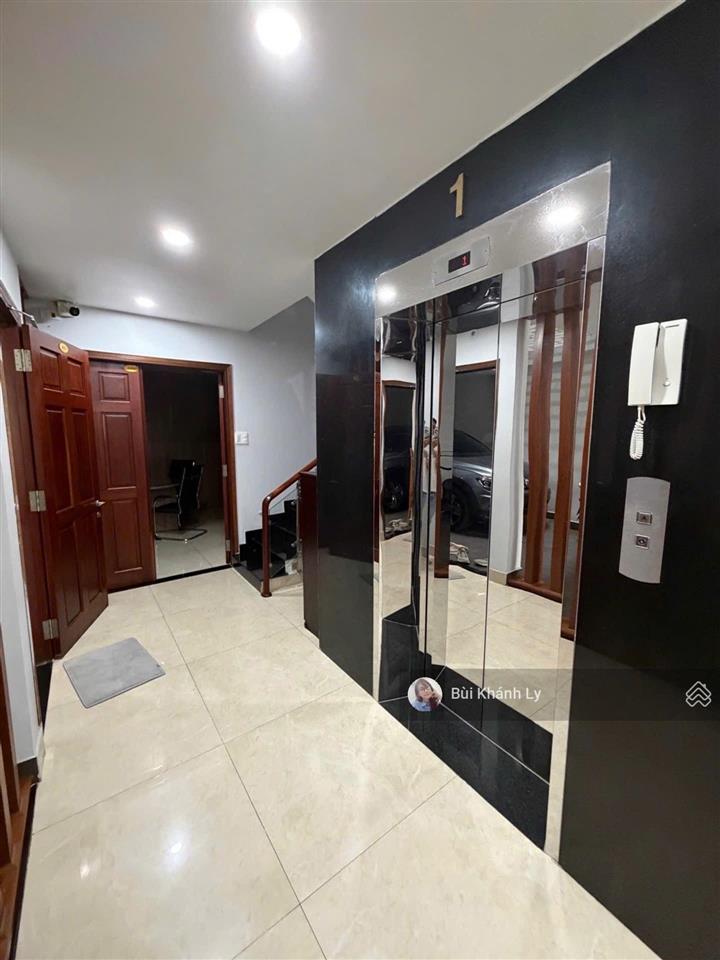 Quận 10 cách mạng tháng 8 112m2, 5 tầng thang máy gần ga metro số 2
