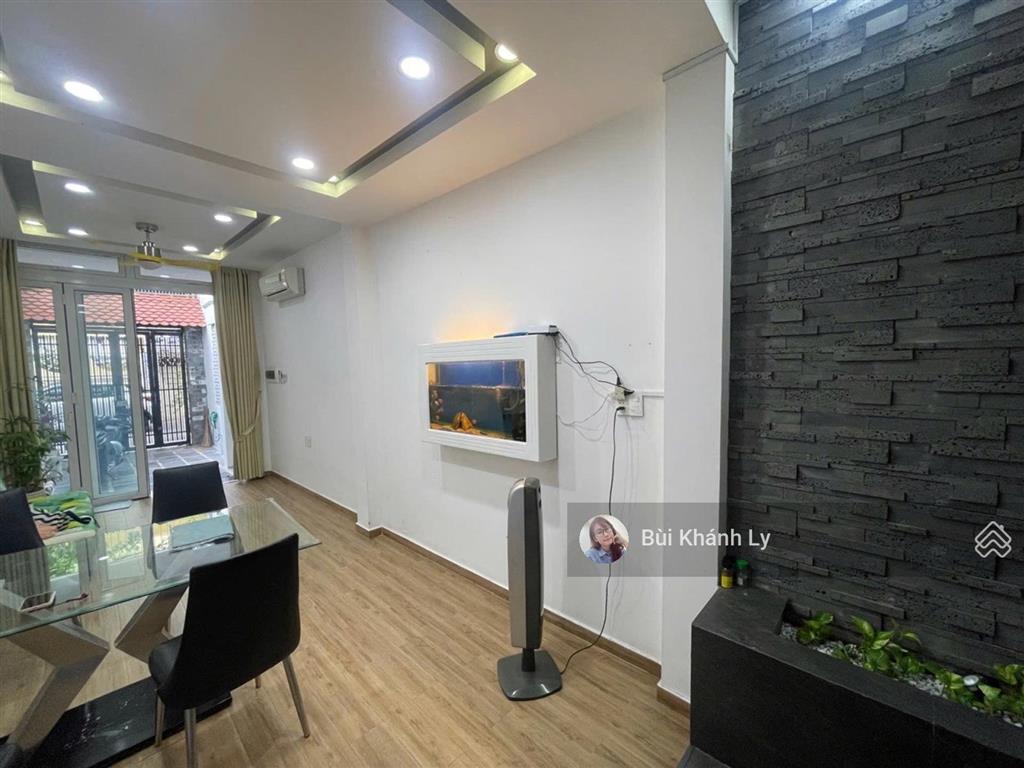 Bán nhà hẻm xe hơi thông khu vip lê văn sỹ 1 sẹc 3 tầng vị trí kinh doanh
