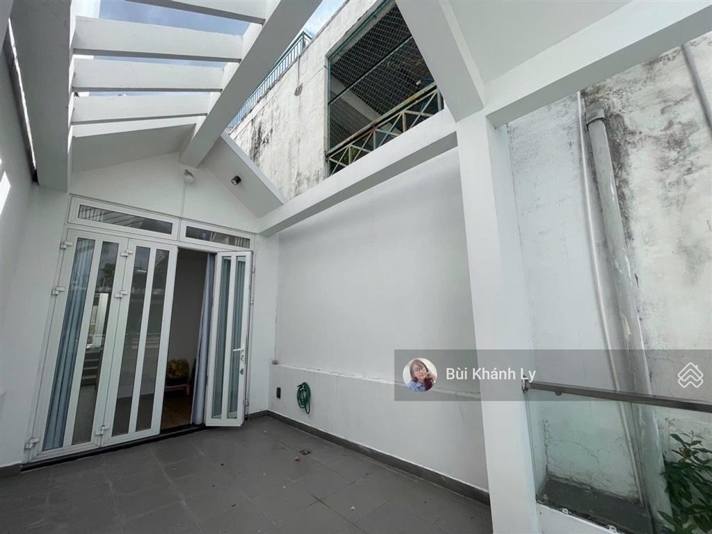 Bán nhà hẻm xe hơi thông khu vip lê văn sỹ 1 sẹc 3 tầng vị trí kinh doanh