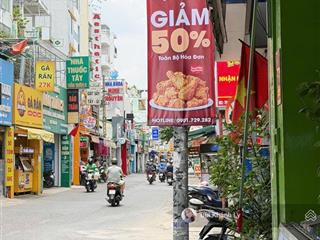 Bán nhà phan đăng lưu phú nhuận 50m 4 tầng thang máy nở hậu