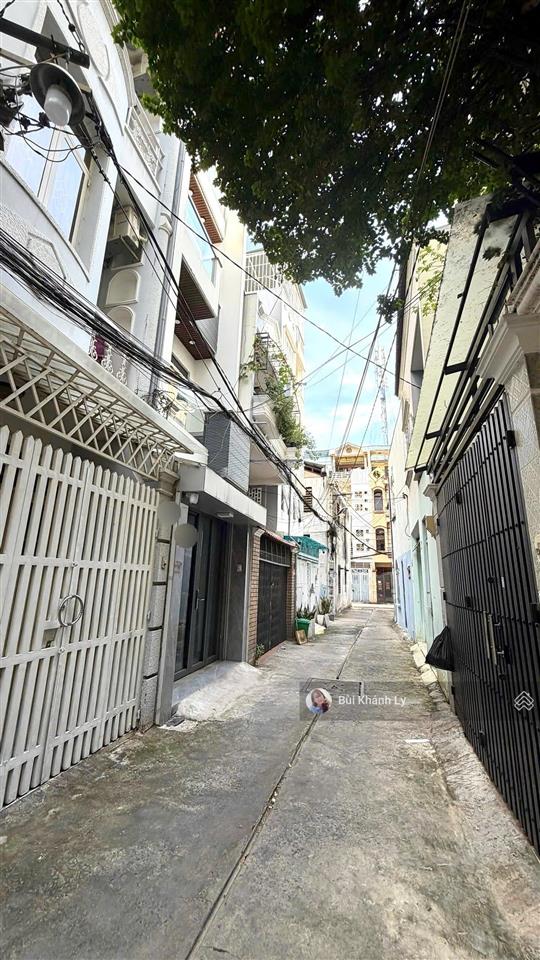 Bán nhà khu vip phan đăng lưu ngã tư phú nhuận nhà đẹp ở ngay 4 phòng ngủ
