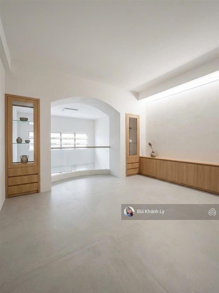 Bán nhà hẻm xe tải thông trường sa lê văn sỹ 5 tầng btct